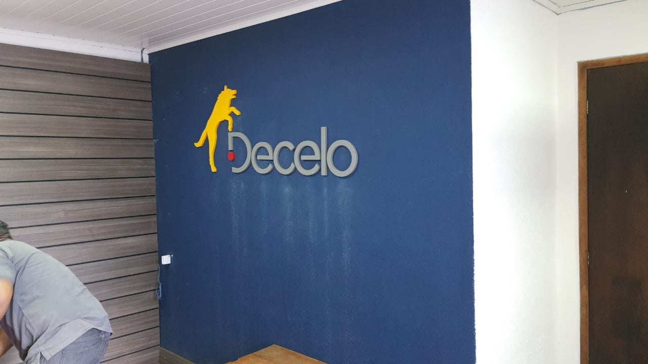 Decelo 1